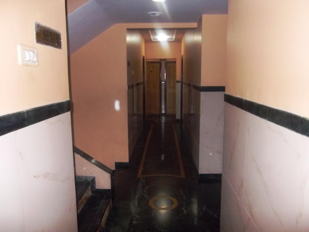 Hotel Palms Navi Mumbai Exterior photo